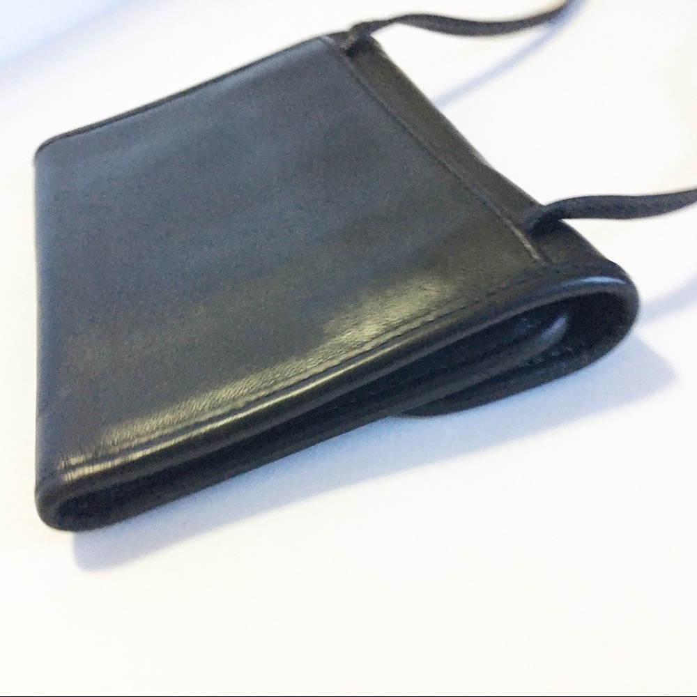 Coach vintage black leather cross body wallet - Picture 8 of 9